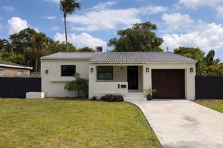 124 NW 89th St, El Portal, FL 33150