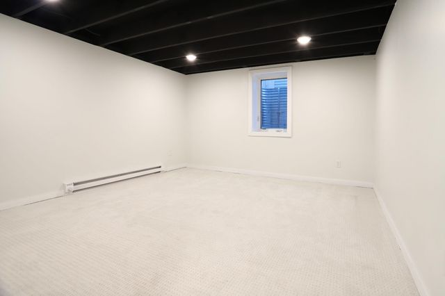 1920 53rd Avenue S, Fargo, ND 58104