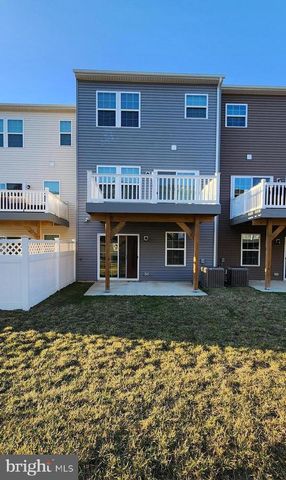 104 COMMERCE CENTER DR, Sicklerville, NJ 08081