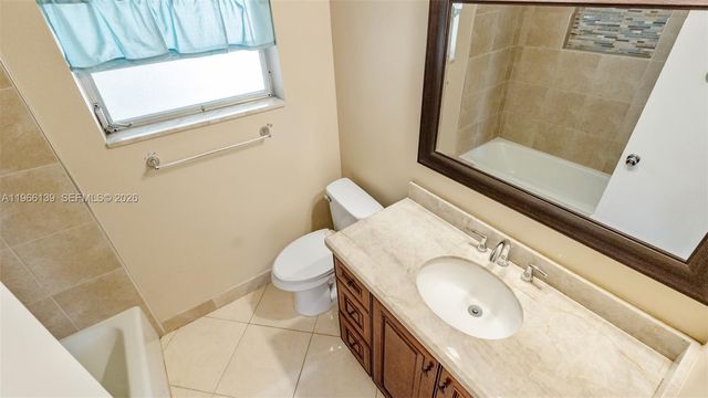 2040 NW 66th Ave, Margate, FL 33063