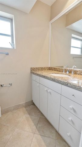 2040 NW 66th Ave, Margate, FL 33063