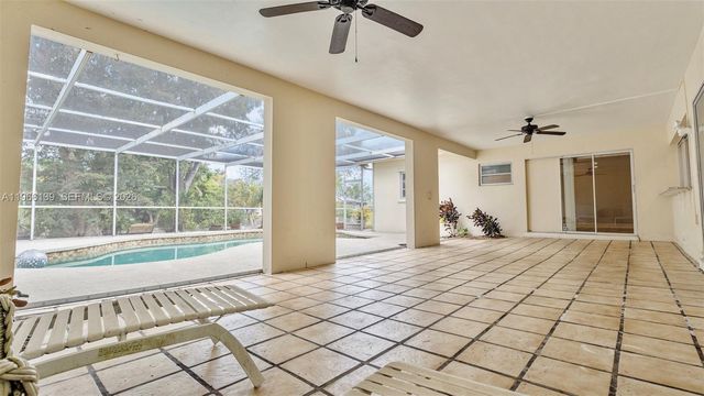 2040 NW 66th Ave, Margate, FL 33063