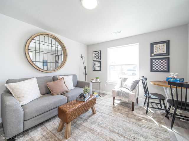 2452 Yamsay Drive 76, Medford, OR 97504