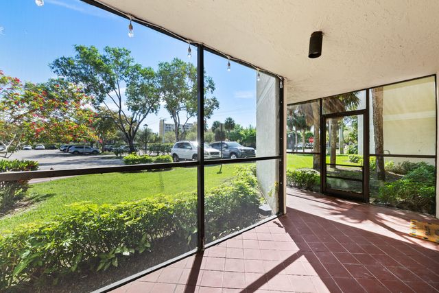 491 Racquet Club Road Unit 106, Weston, FL 33326