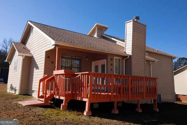 3325 Estate Lake Drive, Fairburn, GA 30213