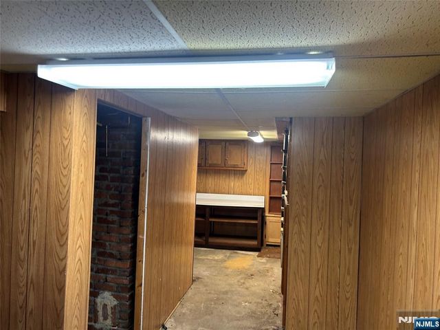 98 Dundee Avenue, Paterson, NJ 07503