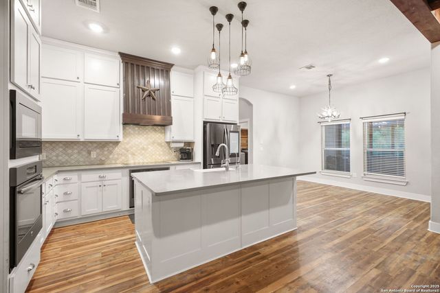 1547 Moon View, New Braunfels, TX 78132