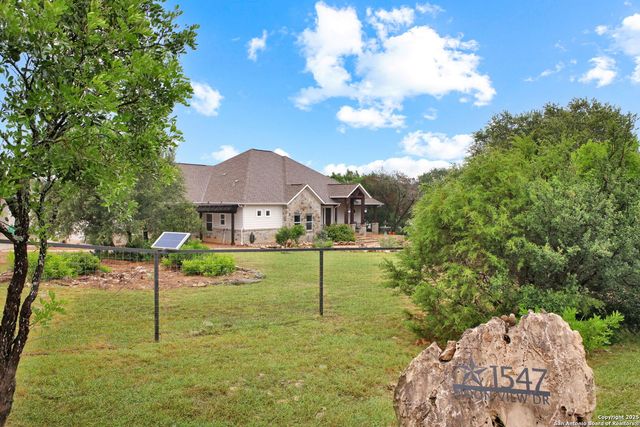 1547 Moon View, New Braunfels, TX 78132