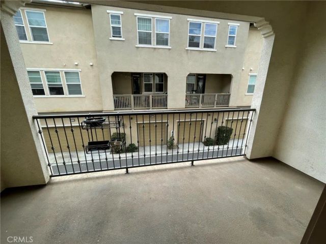 810 E Promenade Court C, Azusa, CA 91702