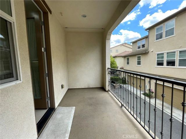 810 E Promenade Court C, Azusa, CA 91702