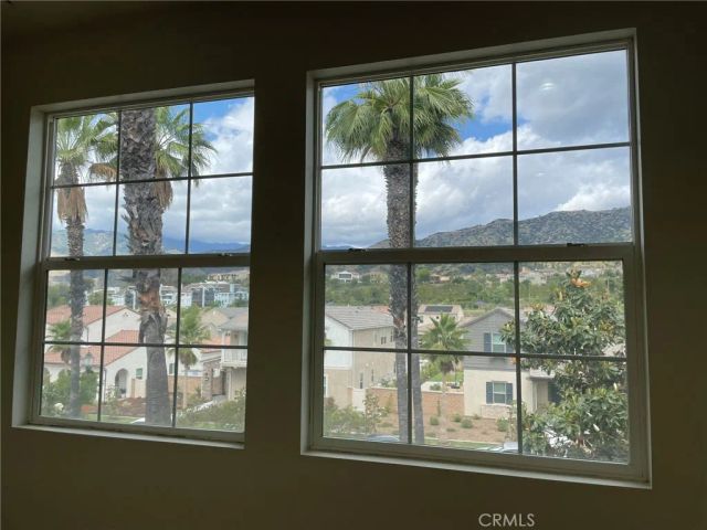 810 E Promenade Court C, Azusa, CA 91702