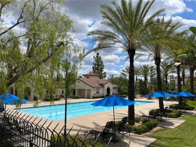 810 E Promenade Court C, Azusa, CA 91702