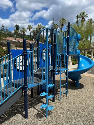 810 E Promenade Court C, Azusa, CA 91702