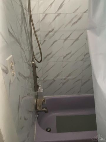 5116 Ravenna Street, Cincinnati, OH 45227