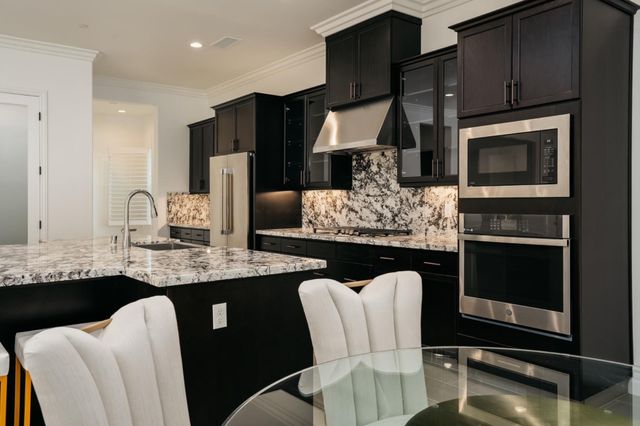 4200 Little Canyon Drive, Madera, CA 93636