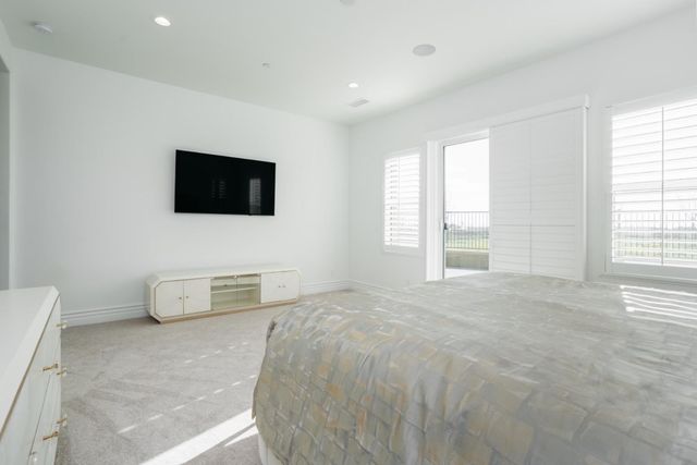 4200 Little Canyon Drive, Madera, CA 93636