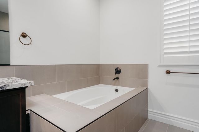 4200 Little Canyon Drive, Madera, CA 93636