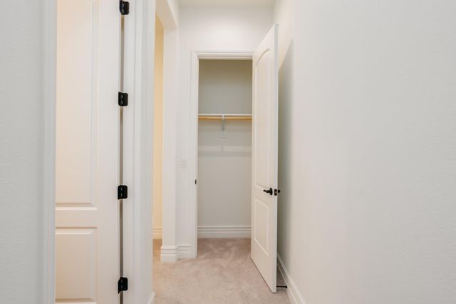 4200 Little Canyon Drive, Madera, CA 93636