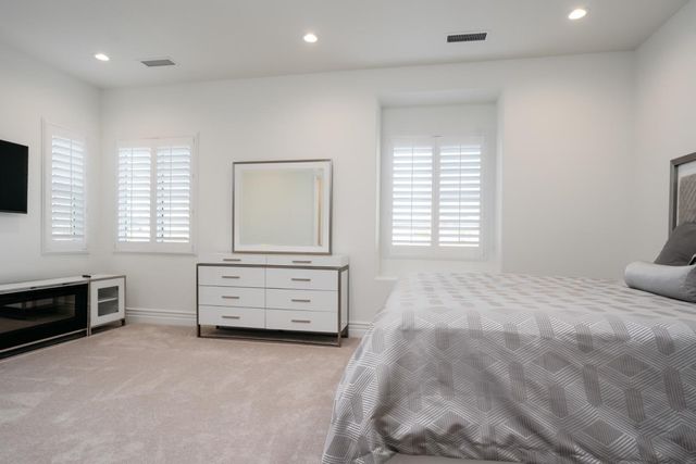 4200 Little Canyon Drive, Madera, CA 93636