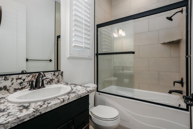 4200 Little Canyon Drive, Madera, CA 93636