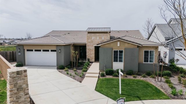 4200 Little Canyon Drive, Madera, CA 93636