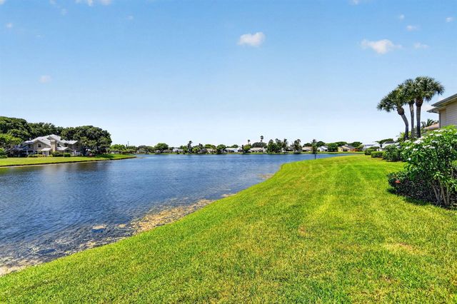3504 Medford Court, Boynton Beach, FL 33436