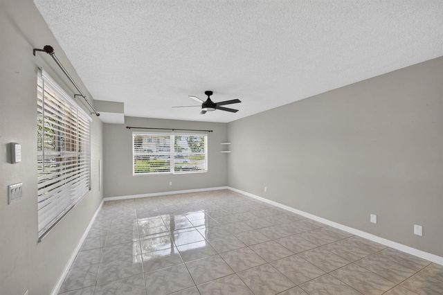 3504 Medford Court, Boynton Beach, FL 33436