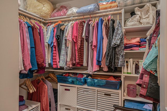 256 Rockfellow Place, Talent, OR 97540