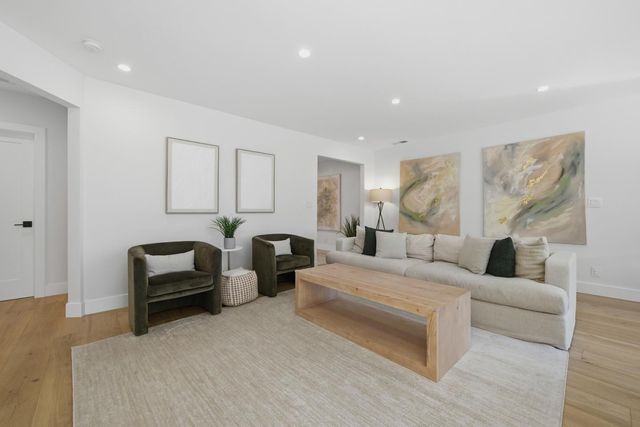 1129 Clovelly Lane, Burlingame, CA 94010