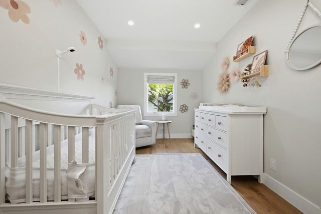 1129 Clovelly Lane, Burlingame, CA 94010