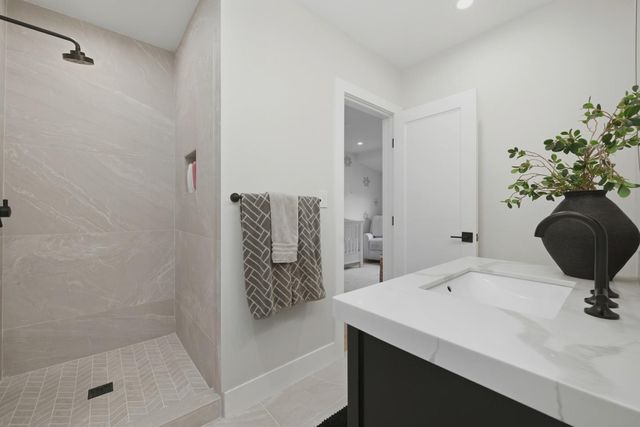 1129 Clovelly Lane, Burlingame, CA 94010