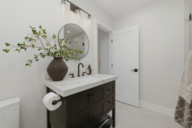 1129 Clovelly Lane, Burlingame, CA 94010