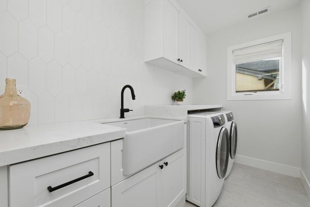 1129 Clovelly Lane, Burlingame, CA 94010