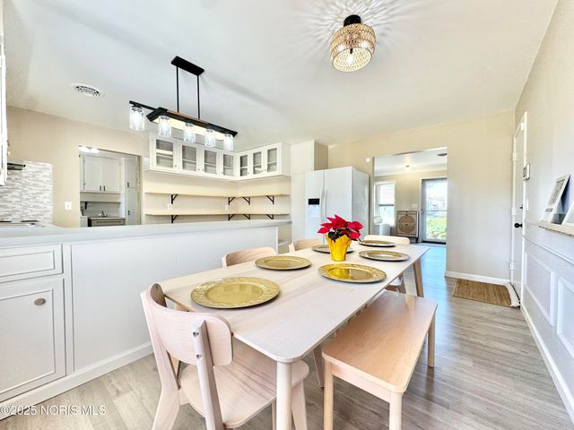 241 S Coy Road, Oregon, OH 43616