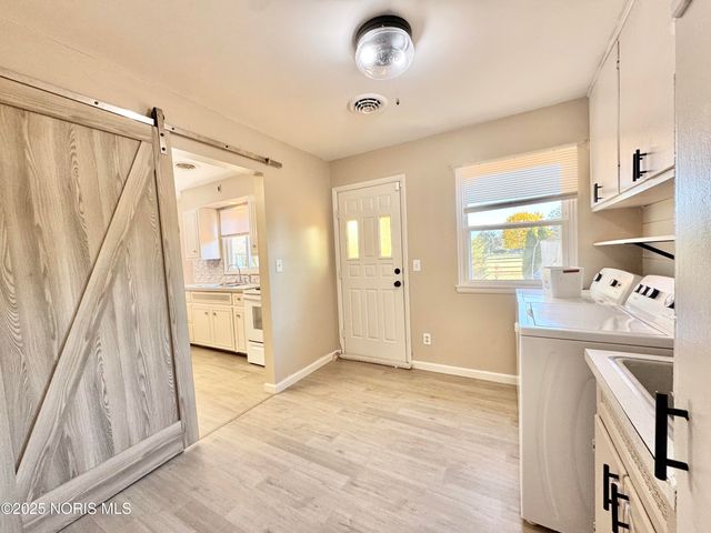 241 S Coy Road, Oregon, OH 43616