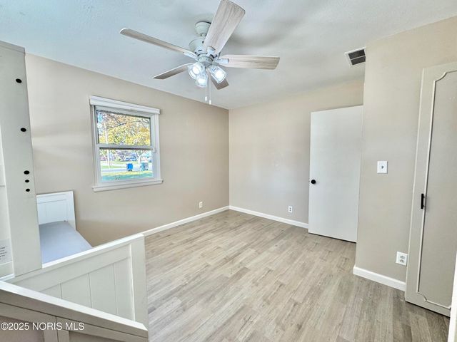 241 S Coy Road, Oregon, OH 43616