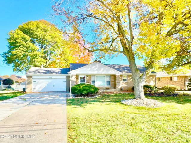 241 S Coy Road, Oregon, OH 43616