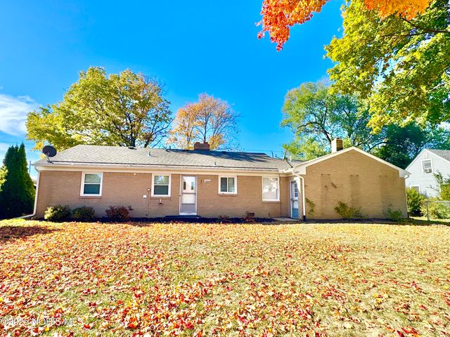 241 S Coy Road, Oregon, OH 43616