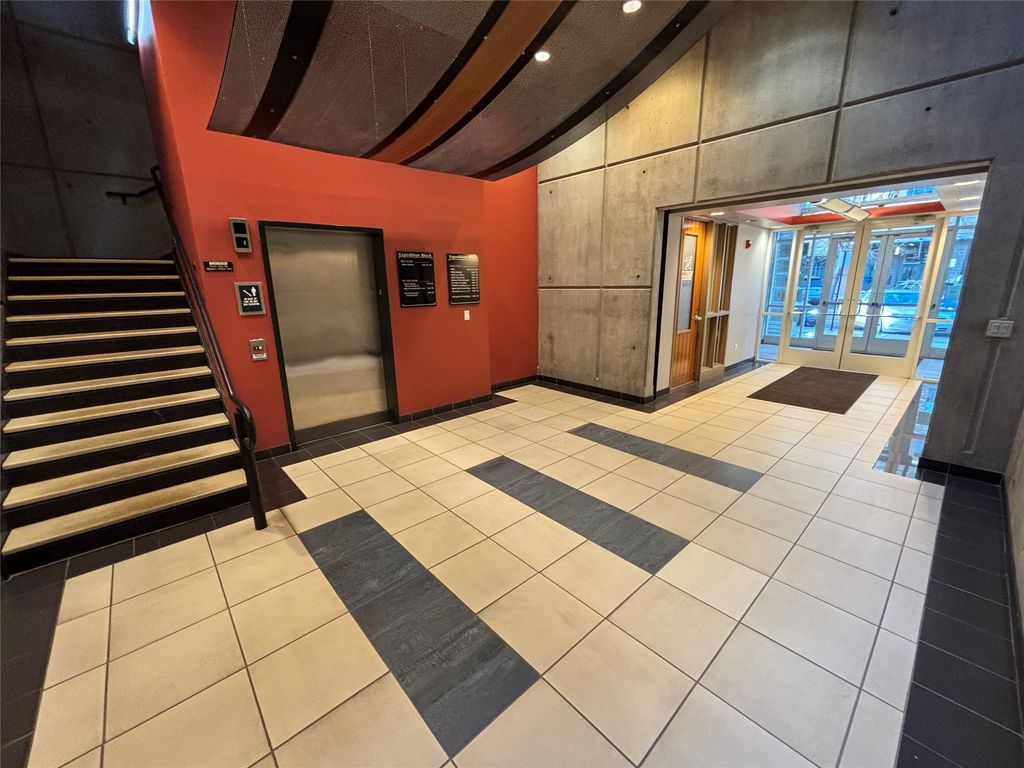 825 Great Northern Boulevard 202, Helena, MT 59601 photo 2