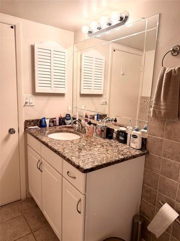 3100 HARBOR BOULEVARD 308, Port Charlotte, FL 33952
