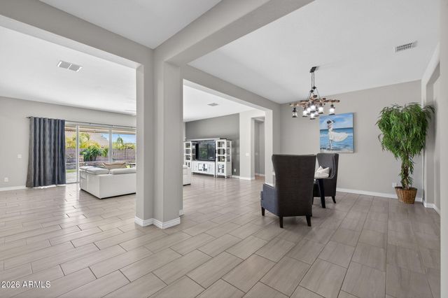 10611 E TUMBLEWEED Avenue, Mesa, AZ 85212