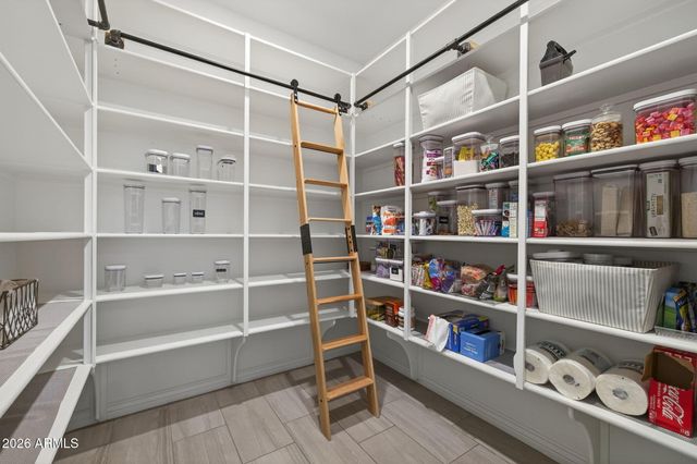 10611 E TUMBLEWEED Avenue, Mesa, AZ 85212