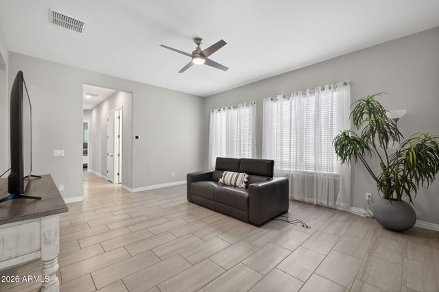 10611 E TUMBLEWEED Avenue, Mesa, AZ 85212