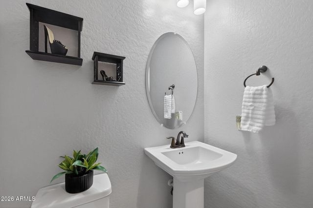 10611 E TUMBLEWEED Avenue, Mesa, AZ 85212