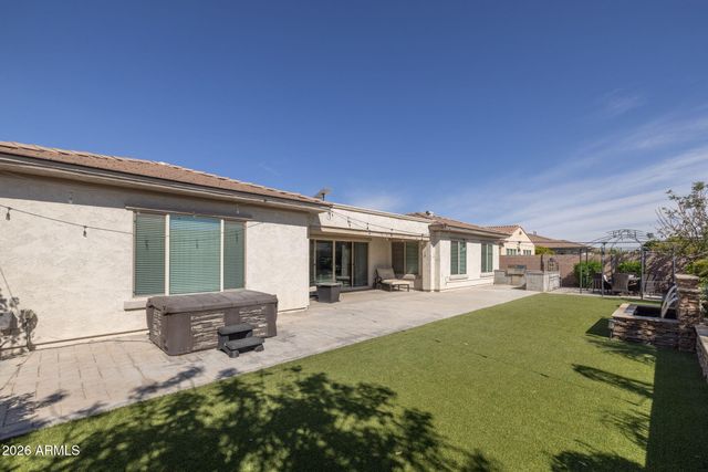 10611 E TUMBLEWEED Avenue, Mesa, AZ 85212