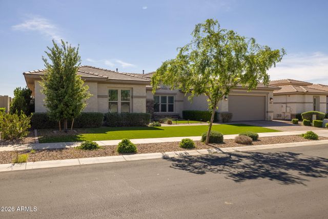 10611 E TUMBLEWEED Avenue, Mesa, AZ 85212