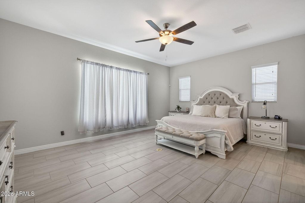 10611 E TUMBLEWEED Avenue, Mesa, AZ 85212 — photo 4