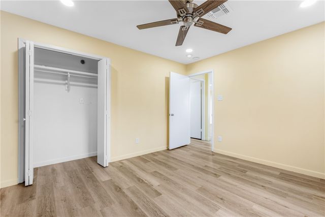 1400 Ocean Dr 403-C, Corpus Christi, TX 78404