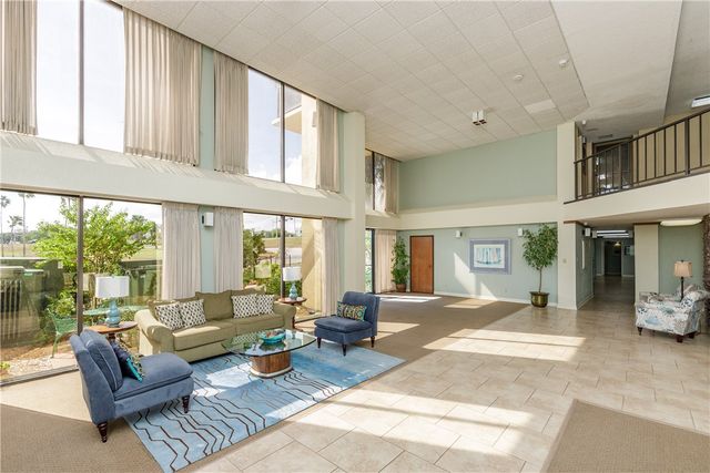 1400 Ocean Dr 403-C, Corpus Christi, TX 78404