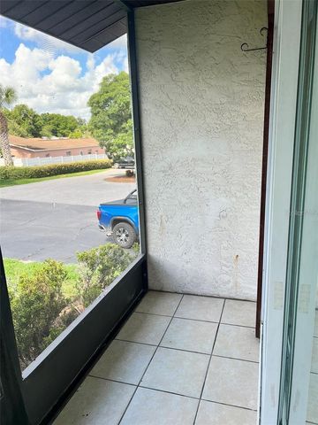 39132 COUNTY ROAD 54 2246, Zephyrhills, FL 33542